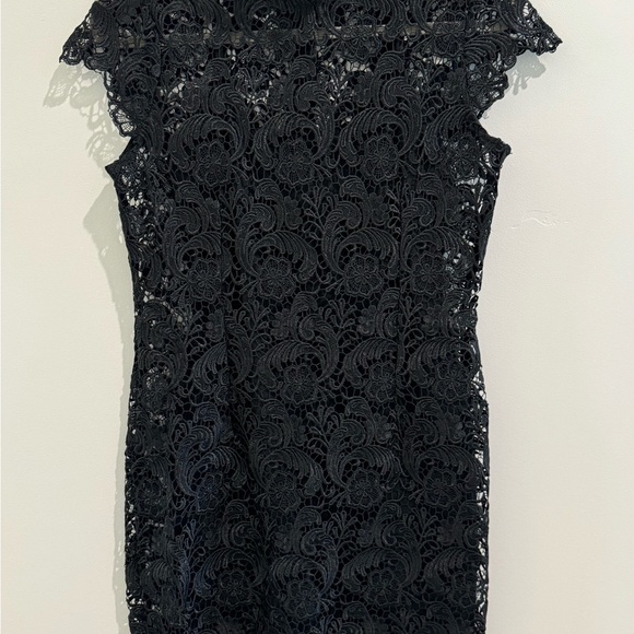 Blaque Label Black Lace Short Dress Size Medium - Picture 1 of 6